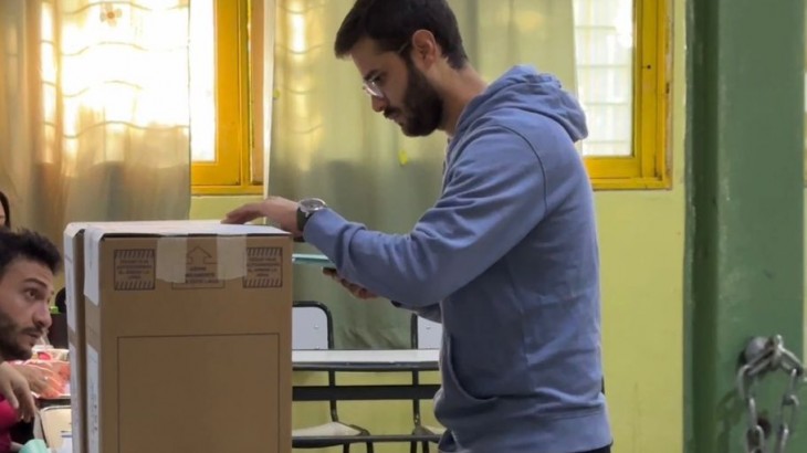 Emanuel Fugazzotto votó en Las Heras e instó a participar con esperanza